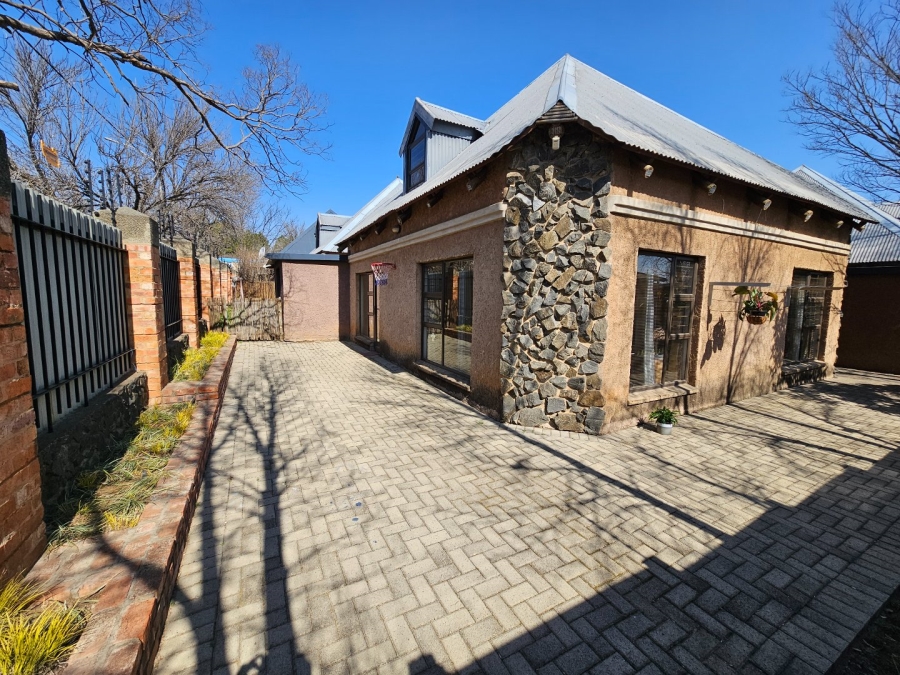To Let 2 Bedroom Property for Rent in Hospitaalheuwel Free State